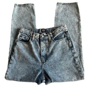 Urban Outfitters BDG Slim Straight Acid‎ Washed High Rise Women’s Jeans Size 29